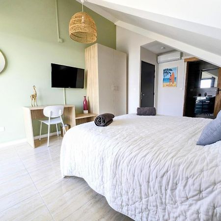 Studio Dauphin - Plage De Saint-Pierre Buitenkant foto